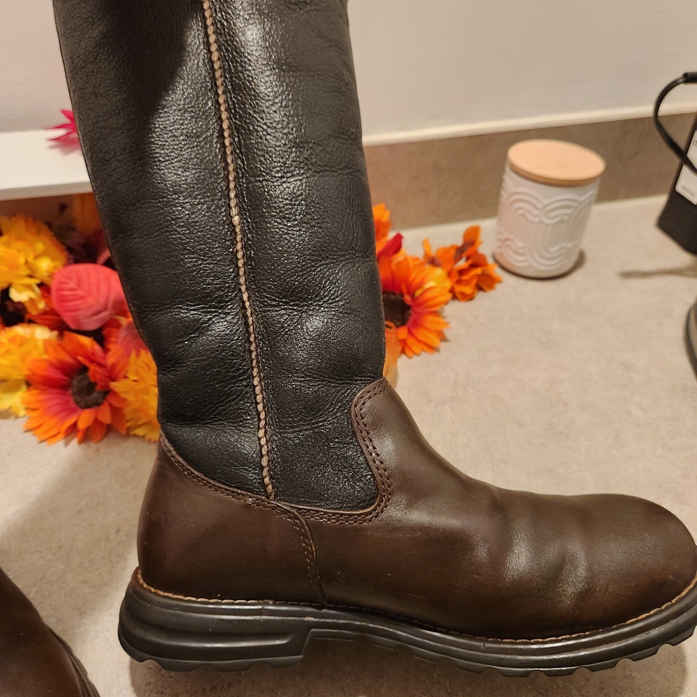 UGG Brown And Black Two Toned  Winter & R - Picture 6 of 12